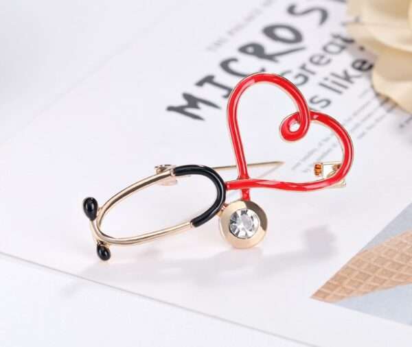 broche estetoscopio red heart - Imagen 3