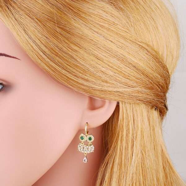 Aretes buho zircon dorado - Imagen 3