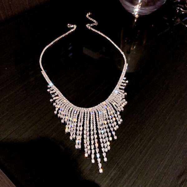 cadena studded tassel silver
