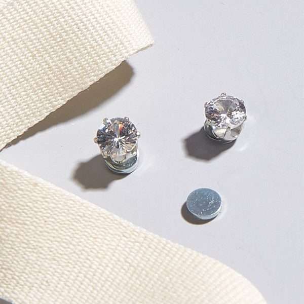 aretes de iman zircon blanco - Imagen 2