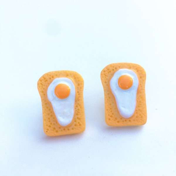 aretes tostada fried eggs