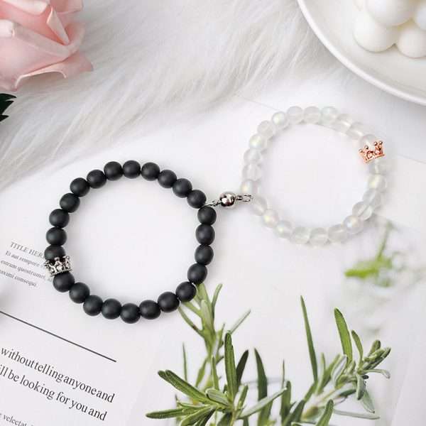 Pulsera de parejas queen king blanco negro - Imagen 4