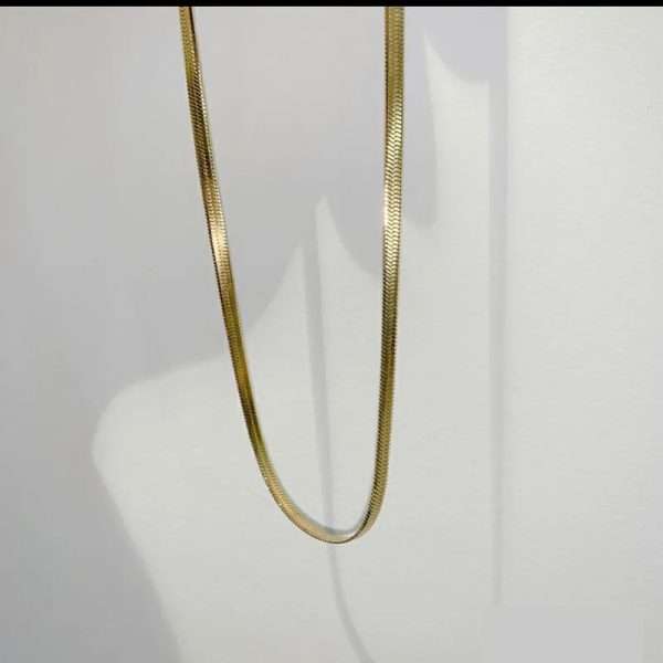 cadena choker acero dorada