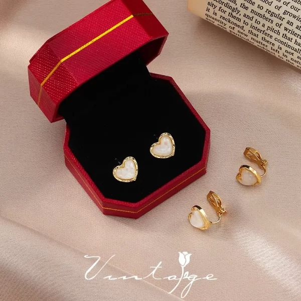 aretes broche de clip corazon madre perla