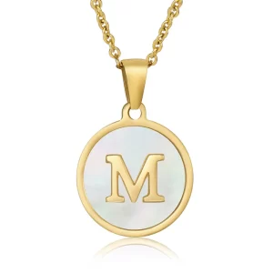cadena  roound shell letra M