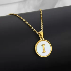 cadena letras round shell I
