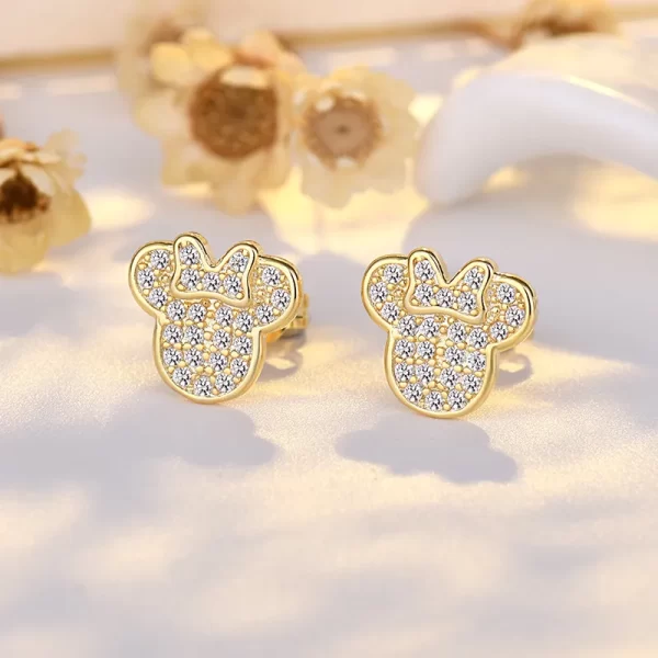 aretes  Minnie