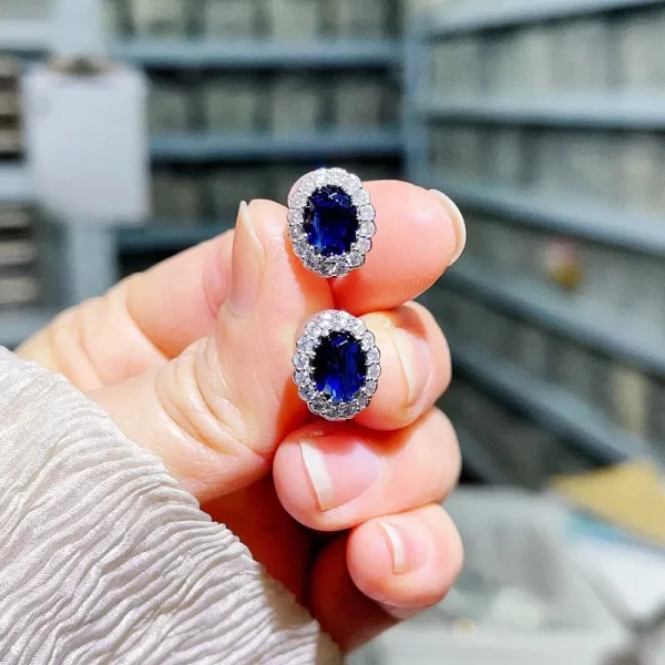 aretes broche de clip zircon ovalo azul