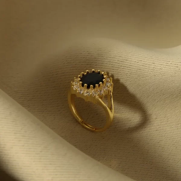 anillo zircon redondo negro