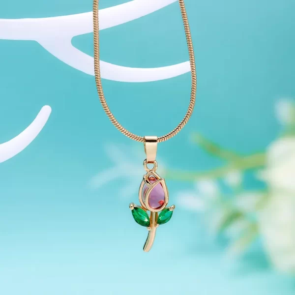 cadena tulipan zircon rosa con hojitas verdes