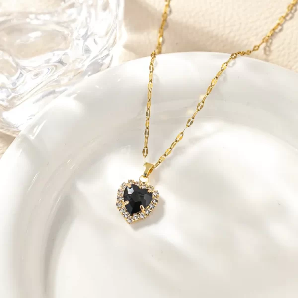cadena corazon zircon negro