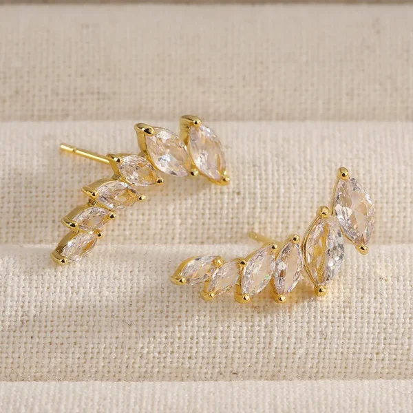 aretes hojas romanas zircon golden - Imagen 2
