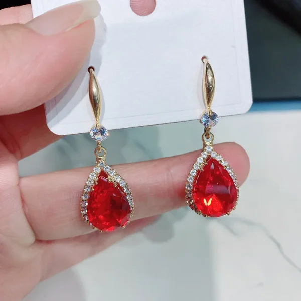 aretes gota de agua zircon rojo
