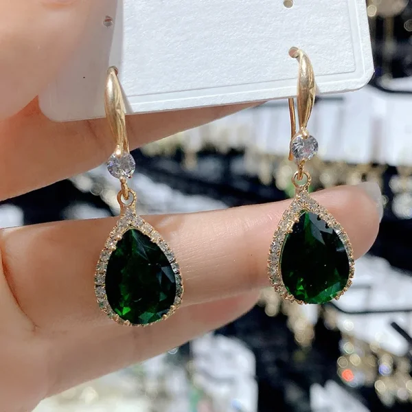 aretes gota de agua zircon verdes