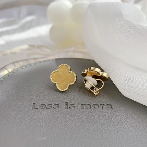 aretes broche de clip estilo Van Cleef trebol golden - Imagen 2
